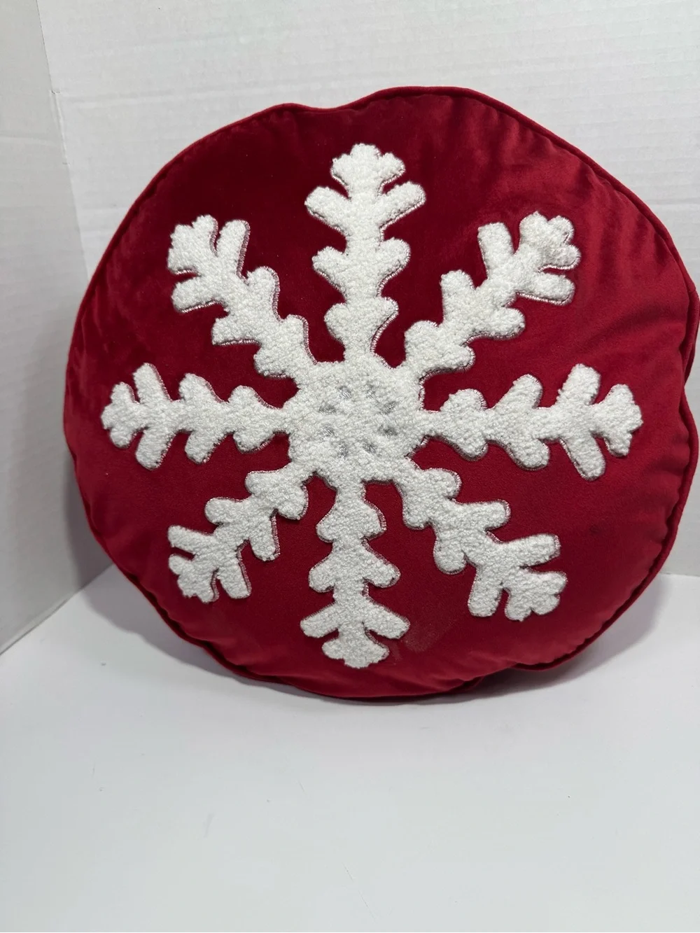 Festive Red Snowflake Round Holiday Pillow - Home Holiday